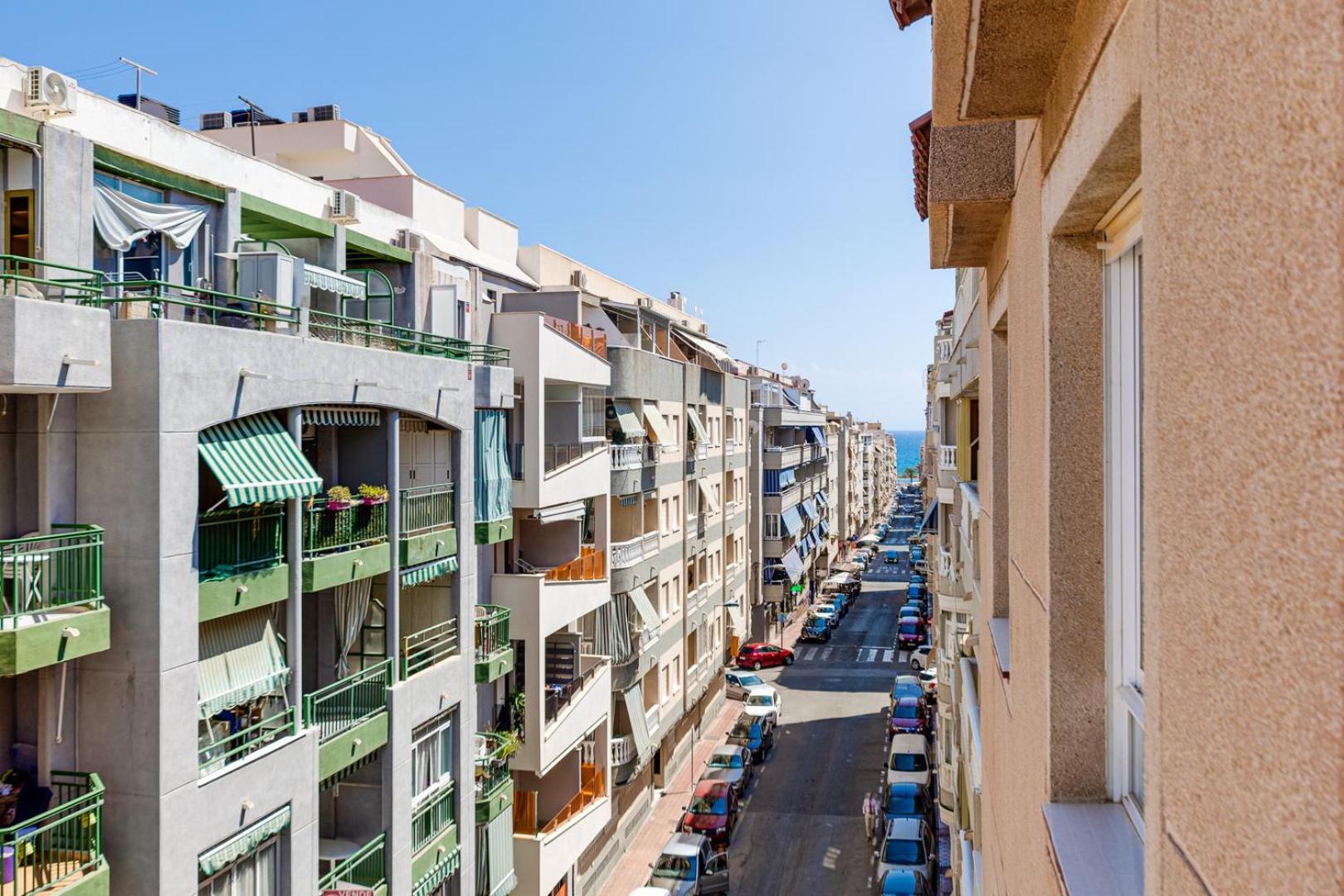Concordia Beachside Apartment: Near Del Cura & Central Station Torrevieja Exterior photo